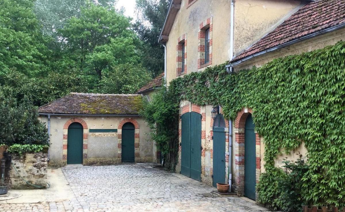 Cottages De Chateau De Vaux Yvré-lʼÉvêque 外观 照片