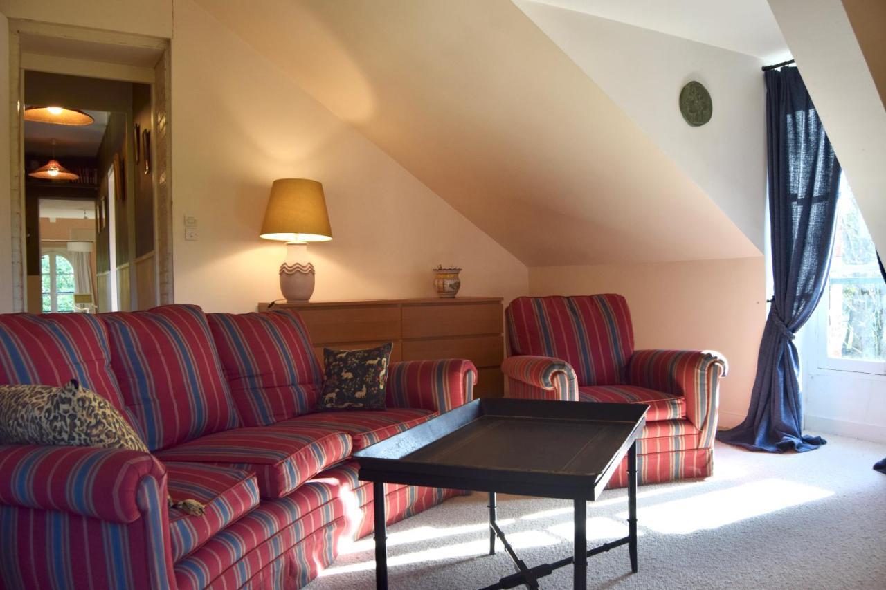 Cottages De Chateau De Vaux Yvré-lʼÉvêque 外观 照片